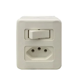 CONJUNTO SOBREPOR 1 INTERRUPTOR SIMPLES 10A + TOMADA 2P+T 10A SISTEMA X